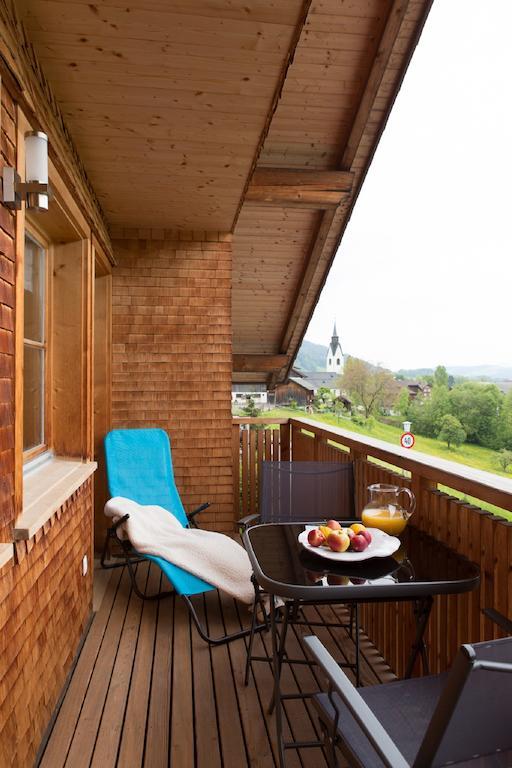 Haus Elfriede Apartamento Schwarzenberg im Bregenzerwald Quarto foto