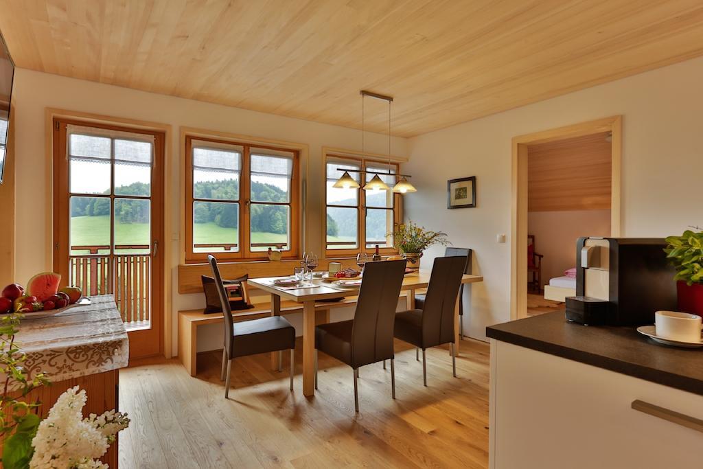 Haus Elfriede Apartamento Schwarzenberg im Bregenzerwald Quarto foto